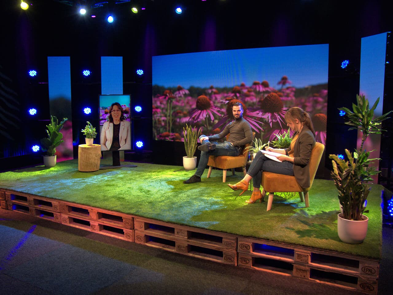 Interactive livestreaming